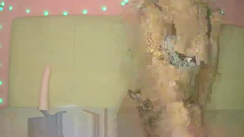 dollepoupee online show from January 15, 2026, 7:13 am