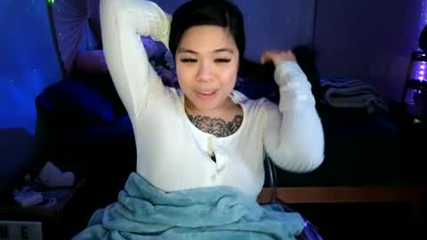 Snapshot of dolllface chatting on December 11, 2024, 9:09 am DOLLLFACE online show from December 11, 2024, 9:09 am