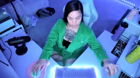 Snapshot of dolllface chatting on February 16, 2026, 5:25 am DOLLLFACE online show from February 16, 2026, 5:25 am