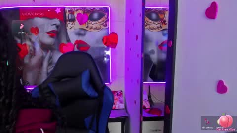 dolly_boob online show from February 18, 2026, 3:24 am