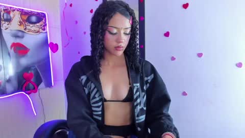 Snapshot of dolly_boob chatting on May 5, 2026, 4:42 am dolly_boob online show from May 5, 2026, 4:42 am