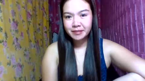 Snapshot of dolly_jane34 chatting on October 5, 2025, 9:13 pm dolly_jane34 online show from October 5, 2025, 9:13 pm