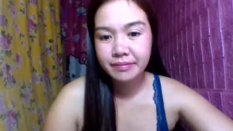 Snapshot of dolly_jane34 chatting on October 8, 2025, 9:23 pm dolly_jane34 online show from October 8, 2025, 9:23 pm