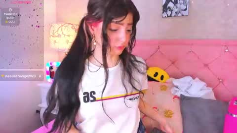 Snapshot of dolly_kitter chatting on June 23, 2026, 1:53 pm dolly_kitter online show from June 23, 2026, 1:53 pm