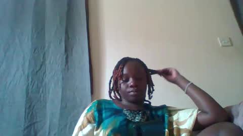 dollyvee online show from November 21, 2025, 10:14 am