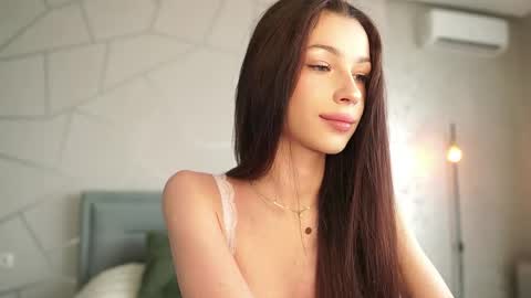 Snapshot of dollyvela chatting on May 12, 2026, 1:19 pm Dolly online show from May 12, 2026, 1:19 pm
