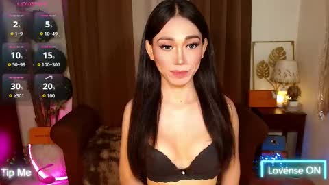 dom_savannatsx online show from November 10, 2025, 11:31 am