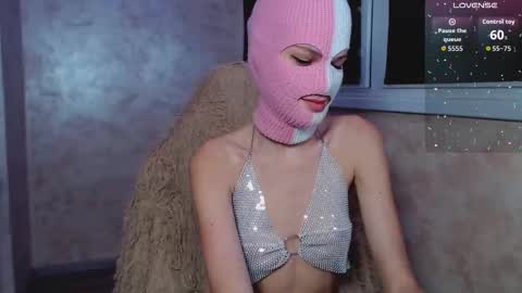 domiiniicana online show from September 22, 2025, 9:39 pm