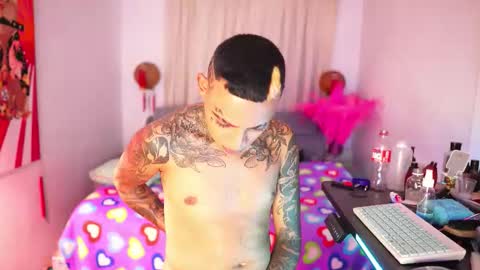 jjhoy online show from October 22, 2025, 6:57 am