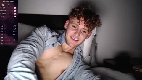 Snapshot of dominantalex182 chatting on December 8, 2024, 10:25 pm Alex... online show from December 8, 2024, 10:25 pm