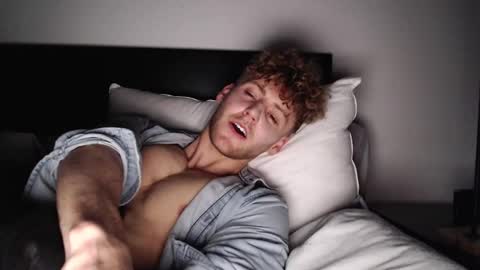 Snapshot of dominantalex182 chatting on December 12, 2024, 2:22 pm Alex... online show from December 12, 2024, 2:22 pm