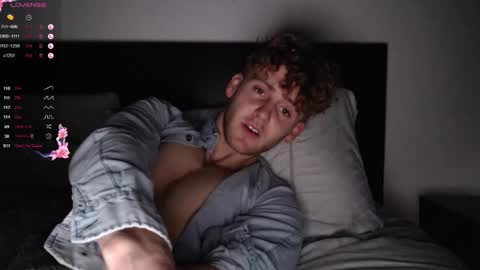 Snapshot of dominantalex182 chatting on January 2, 2025, 2:24 pm Alex... online show from January 2, 2025, 2:24 pm