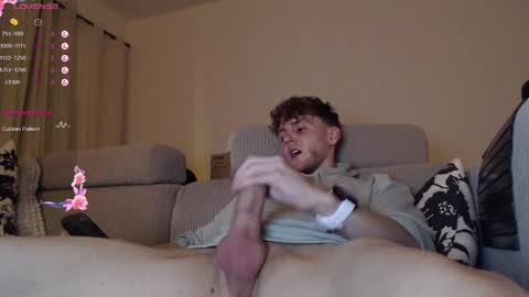 Snapshot of dominantalex182 chatting on March 4, 2025, 7:32 pm Alex... online show from March 4, 2025, 7:32 pm