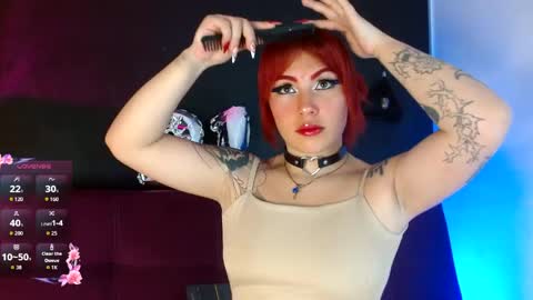 Snapshot of dominic_queen chatting on June 1, 2026, 11:45 am online show from June 1, 2026, 11:45 am