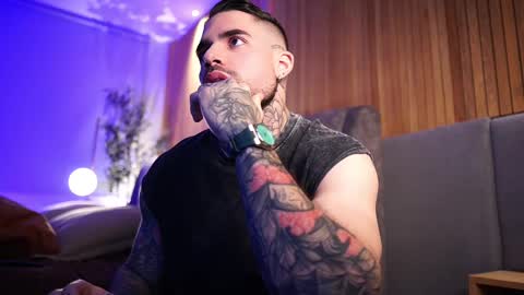 Snapshot of dominic_sullivan1 chatting on February 18, 2025, 7:21 am Dominic Sullivan online show from February 18, 2025, 7:21 am