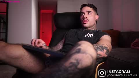 Snapshot of dominic_sullivan1 chatting on October 7, 2025, 4:53 am Dominic Sullivan online show from October 7, 2025, 4:53 am