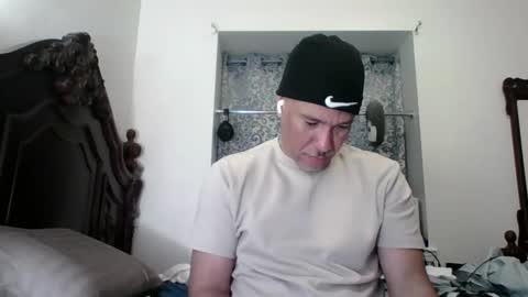 Snapshot of dominicanorico chatting on June 6, 2026, 4:50 am luis online show from June 6, 2026, 4:50 am