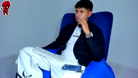 Snapshot of dominick_king chatting on April 28, 2026, 2:49 am Dominic online show from April 28, 2026, 2:49 am