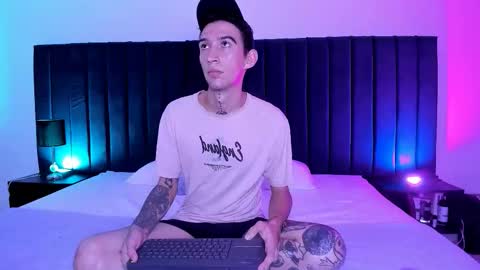 dominik_thompson777 online show from September 10, 2025, 4:56 am