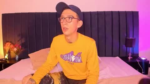 dominik_thompson777 online show from October 2, 2025, 5:58 am