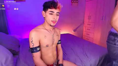 Snapshot of dominikeclipsex chatting on December 18, 2025, 9:43 pm Dominik Eclipse online show from December 18, 2025, 9:43 pm