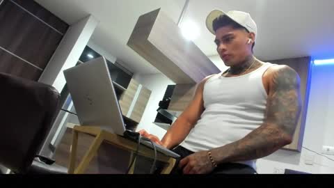 Only fans Ronnie col---InstaRonniecolleman  online show from March 30, 2026, 12:00 am