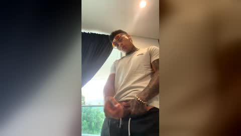 Only fans Ronnie col---InstaRonniecolleman  online show from April 8, 2026, 1:55 pm