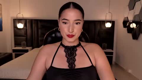 Snapshot of dominiquevega_ chatting on June 13, 2026, 9:46 pm Dominique online show from June 13, 2026, 9:46 pm