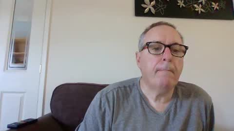 Snapshot of domjolly08 chatting on August 8, 2026, 9:00 am David uk online show from August 8, 2026, 9:00 am