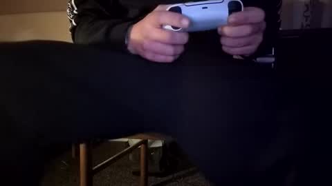 domse999 online show from November 19, 2025, 1:27 am