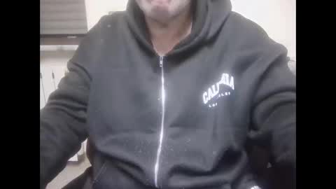 Snapshot of domynius10 chatting on March 1, 2026, 12:23 am domynius10 online show from March 1, 2026, 12:23 am