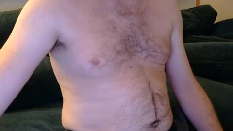 Snapshot of doniush3 chatting on August 9, 2026, 10:20 am doniush3 online show from August 9, 2026, 10:20 am