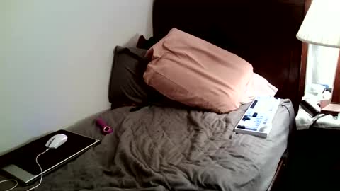 Donk online show from September 27, 2025, 9:58 am