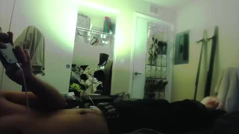 donlopez18 online show from October 12, 2025, 9:14 pm