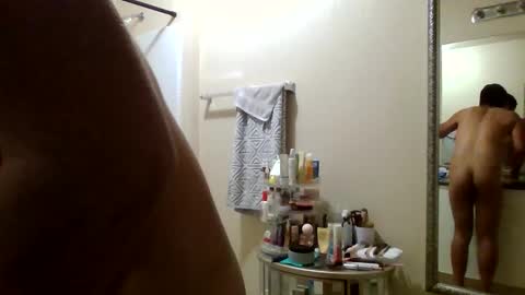 donlopez18 online show from October 29, 2025, 4:09 pm