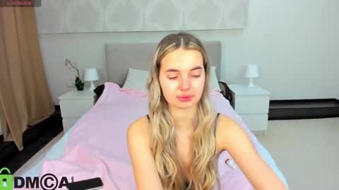 Donna On GMT2 Mon-Fri 3-9 AM online show from April 17, 2026, 12:02 am