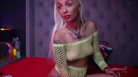  Donna  online show from July 3, 2026, 7:20 pm