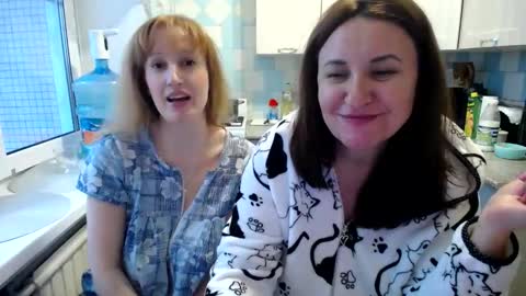 Tatiana 43 curvy sexy body and Joanna redhead 39 years online show from January 14, 2025, 7:17 am