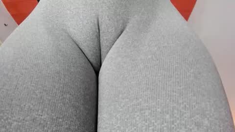 Paula DiazGMT-5 0730 - 1400 online show from September 21, 2025, 11:56 am