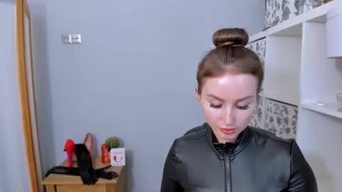 DonnaSensual online show from November 21, 2025, 3:44 pm