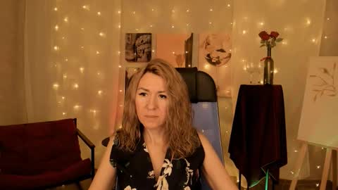 Snapshot of donnasmitth chatting on December 18, 2025, 3:29 pm Donna online show from December 18, 2025, 3:29 pm