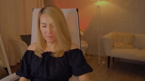 Snapshot of donnasmitth chatting on January 12, 2026, 6:46 pm Donna online show from January 12, 2026, 6:46 pm