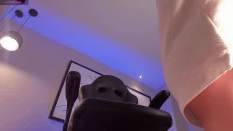  Donna Stonne  online show from January 21, 2025, 10:41 pm