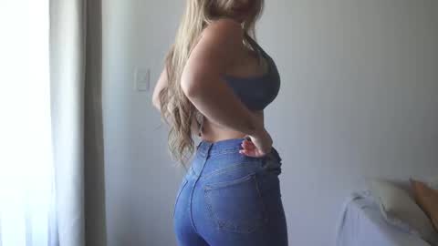 Donatella online show from October 9, 2025, 12:14 pm