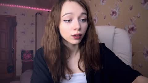 Nicole online show from February 20, 2025, 3:41 pm