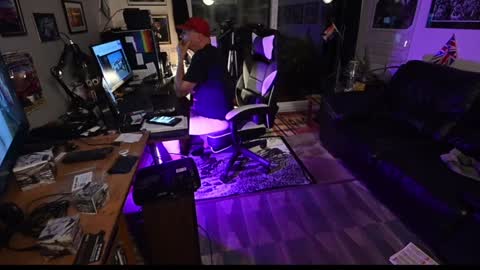 Snapshot of dopeleaf2 chatting on December 1, 2024, 9:26 pm dopeleaf2 online show from December 1, 2024, 9:26 pm