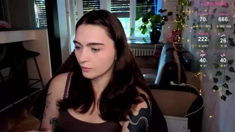 Alice online show from October 8, 2025, 7:50 am