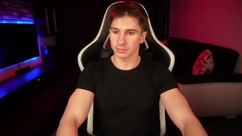 Dorian Reyes online show from December 29, 2024, 11:29 pm