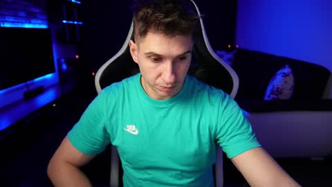 Dorian Reyes online show from January 5, 2025, 10:50 pm