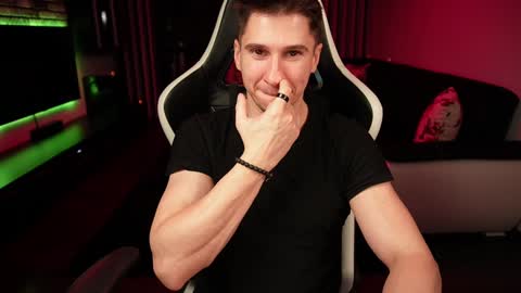 Dorian Reyes online show from January 9, 2025, 2:11 am